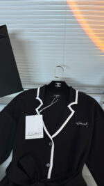 CHANEL - Image 7