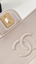 Chanel - Image 6
