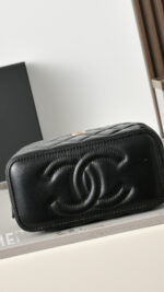 CHANEL - Image 7