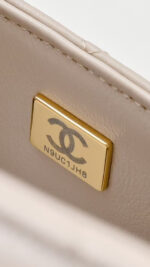 Chanel - Image 9