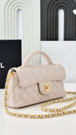 Chanel - Image 2