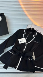 CHANEL - Image 2