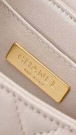 Chanel - Image 8