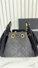 CHANEL - Image 2