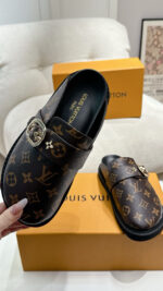 Louis Vuitton - Image 4